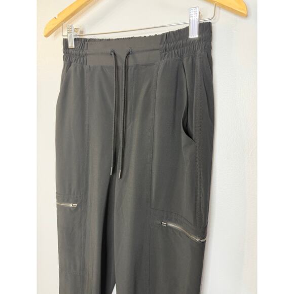 Athleta High Road Cargo Pant Black Lightweight Travel Women's Sz 0 - Picture 8 of 11